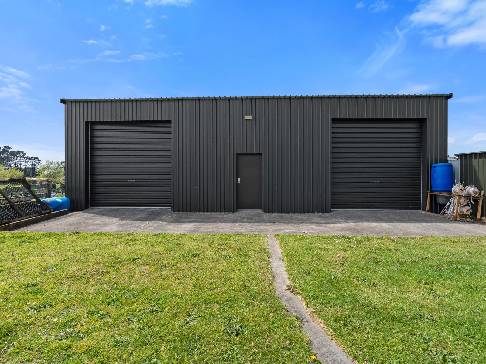 1484 Egmont Road, Egmont Village