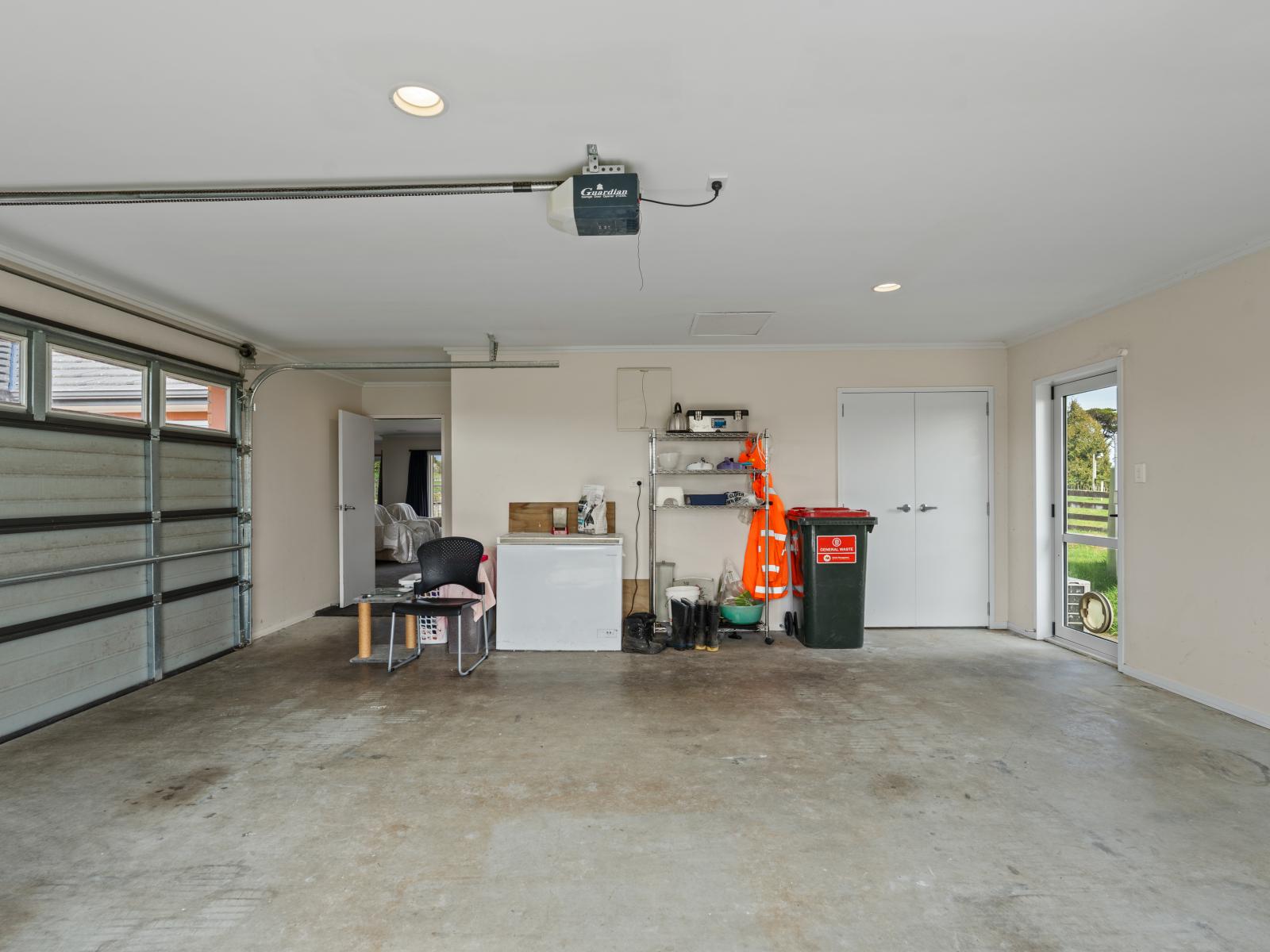1484 Egmont Road, Egmont Village