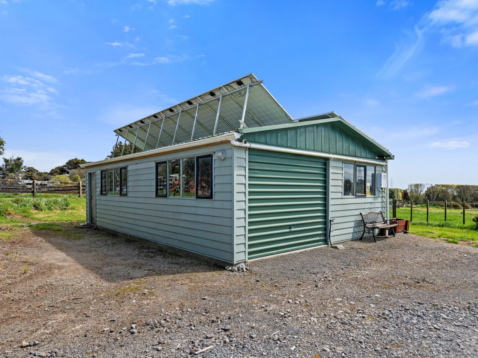 1484 Egmont Road, Egmont Village