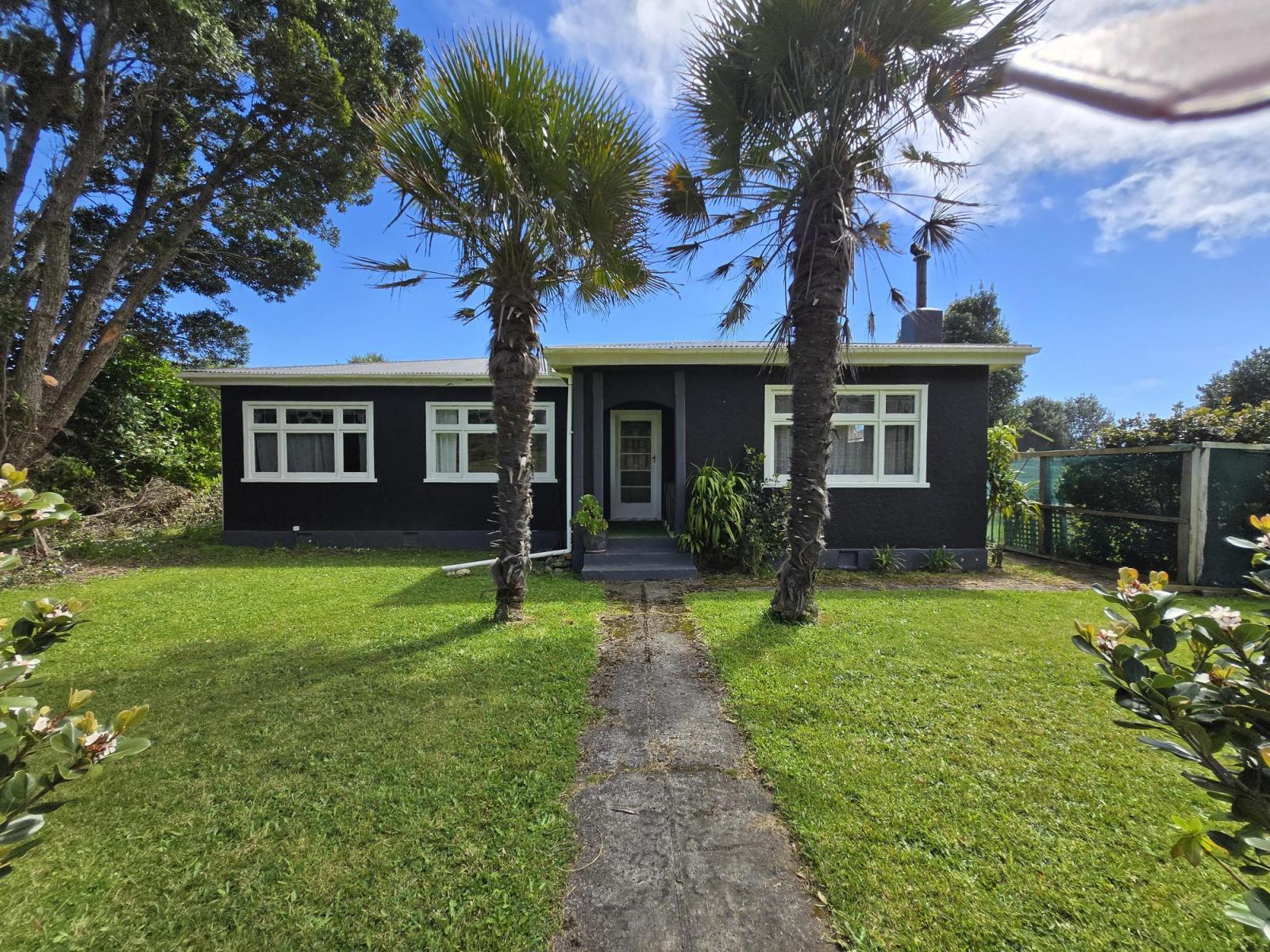 29 Main Road, Hector