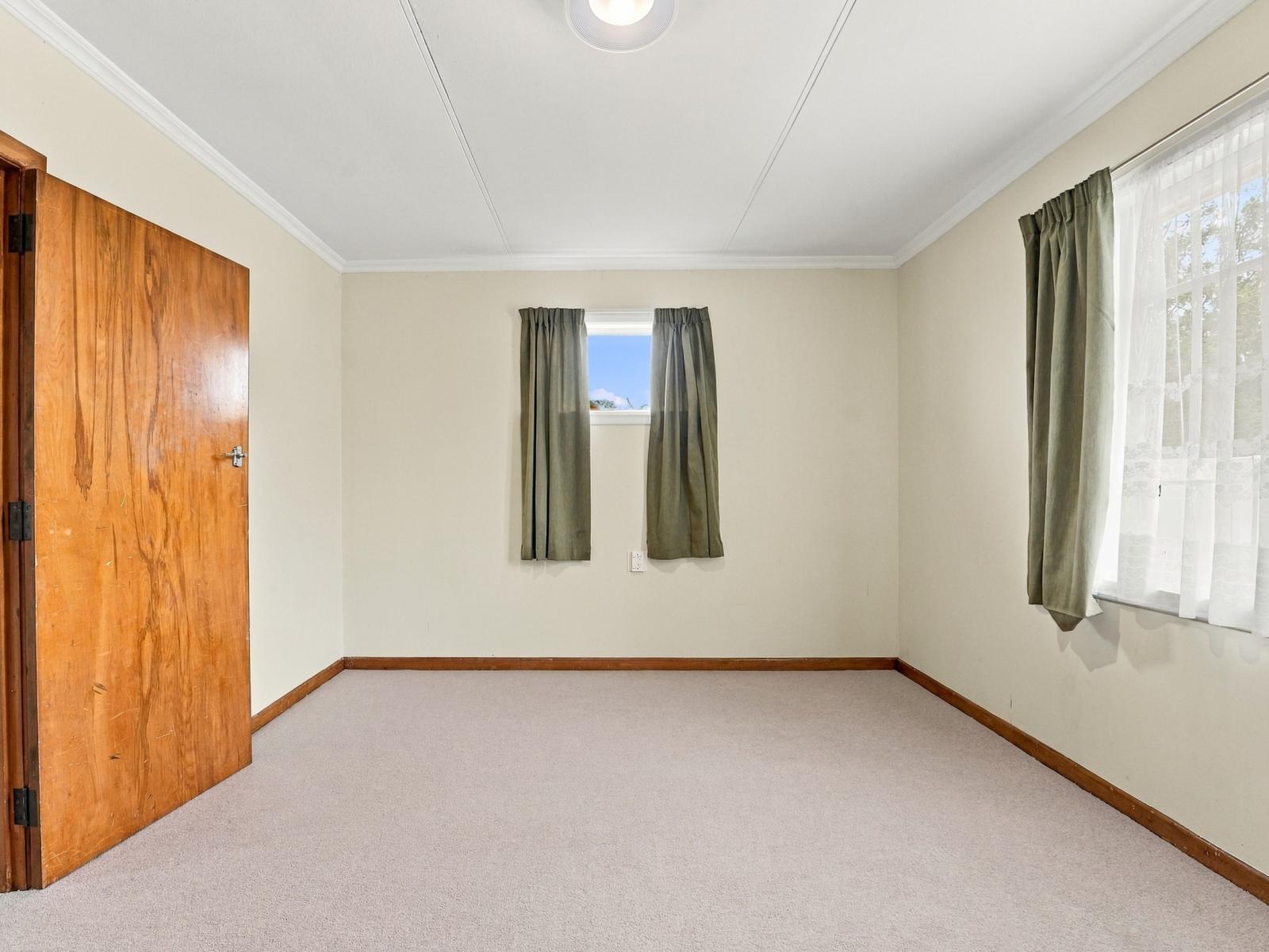 17 Devon Road, Springvale