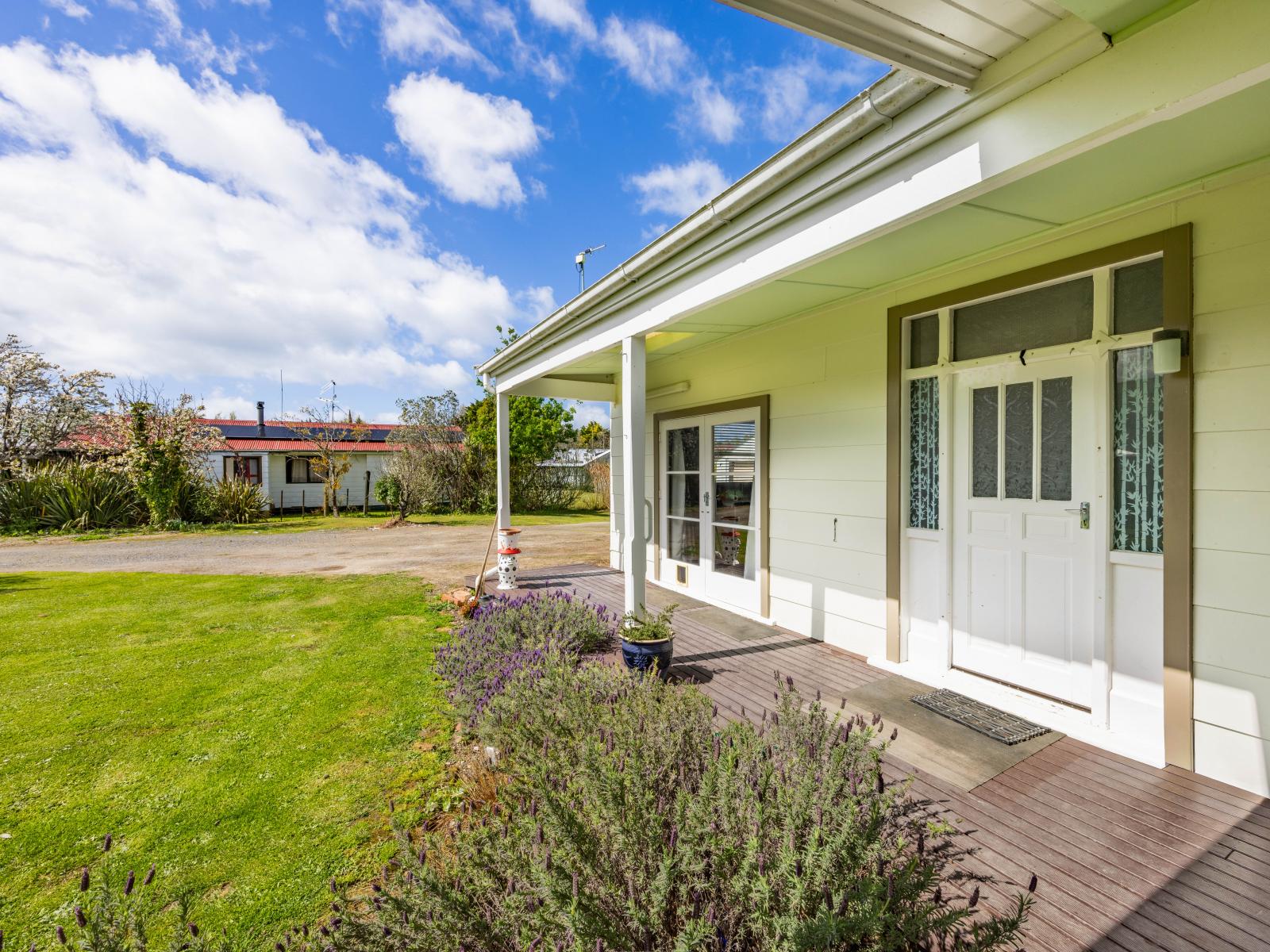 24 Dundas Street, Porangahau