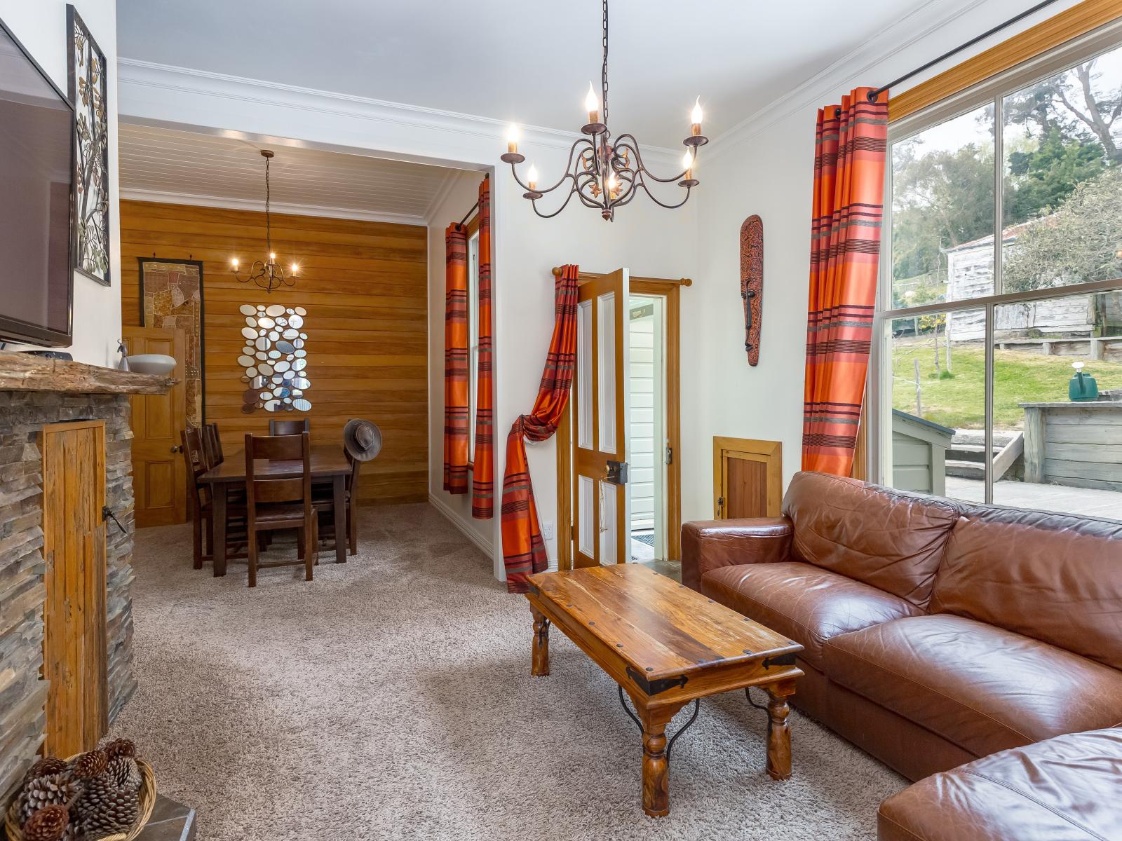 302 Eringa Road, Gladstone