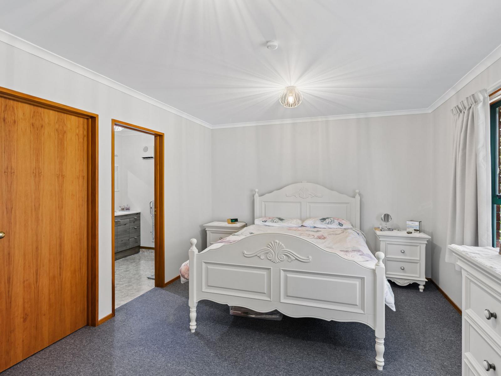 27 Bright Street, Westport