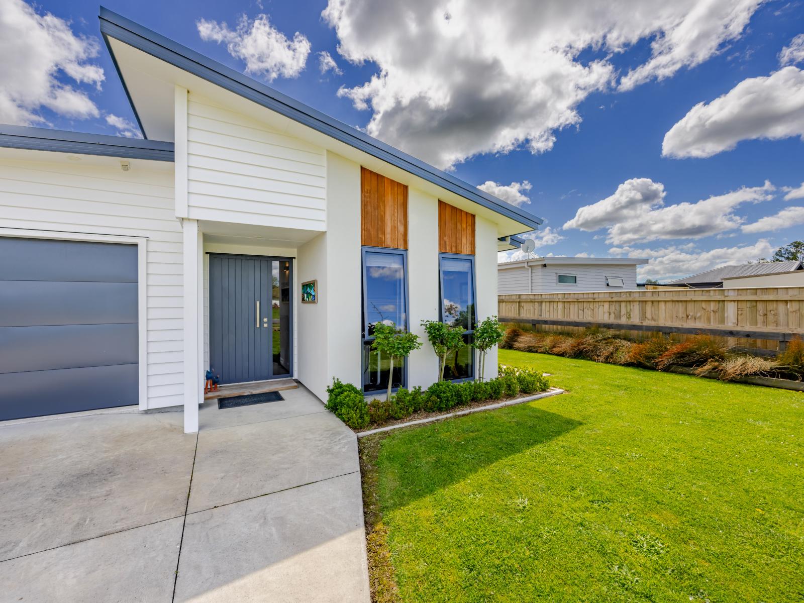 8 White Road, Otane