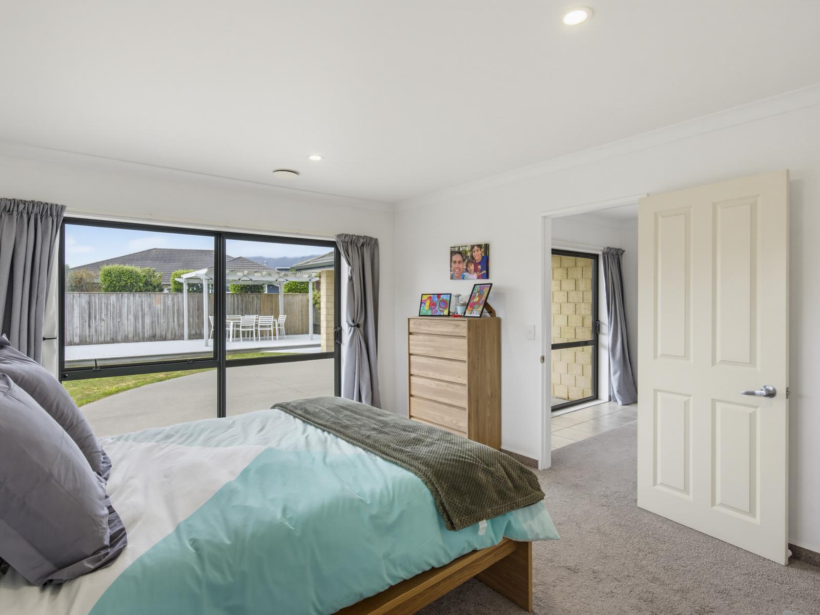 1 William Noel Place, Waikanae Beach