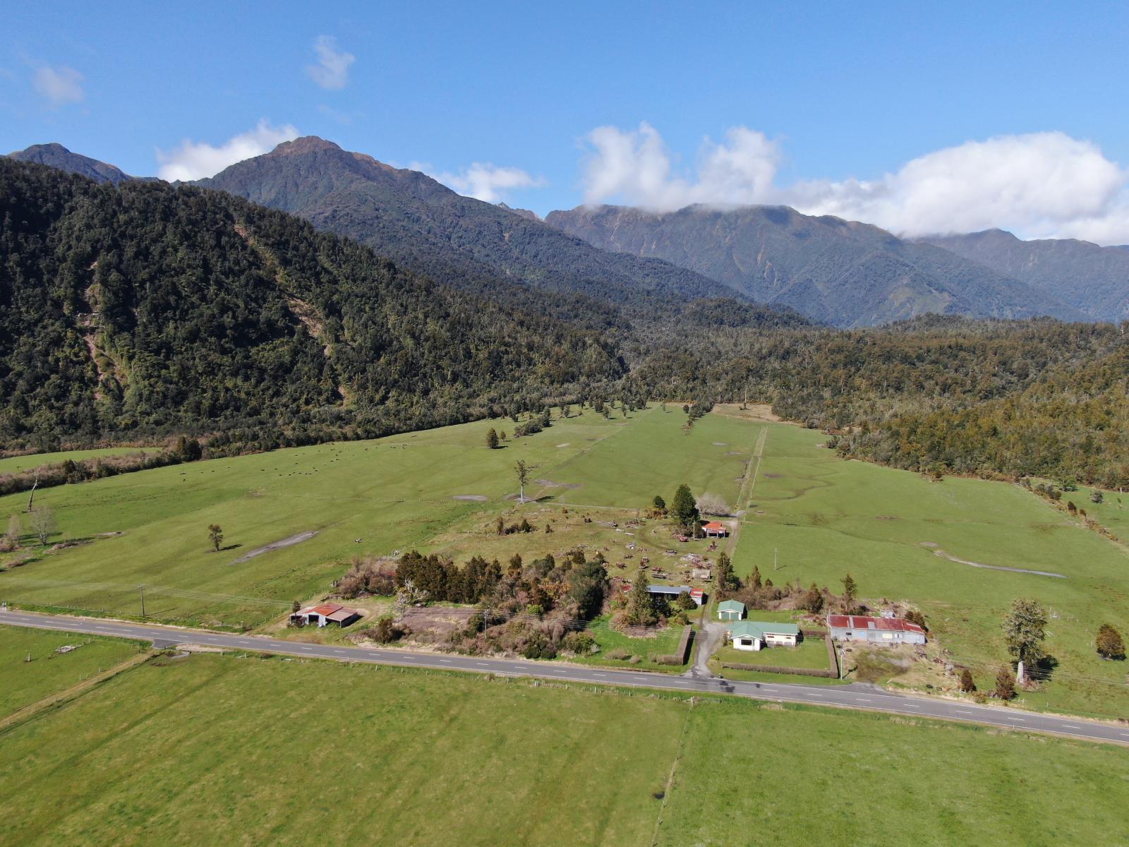 331B State Highway 6, Whataroa