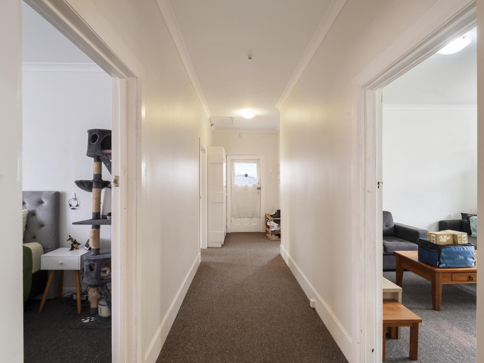 81a Linton Street, West End