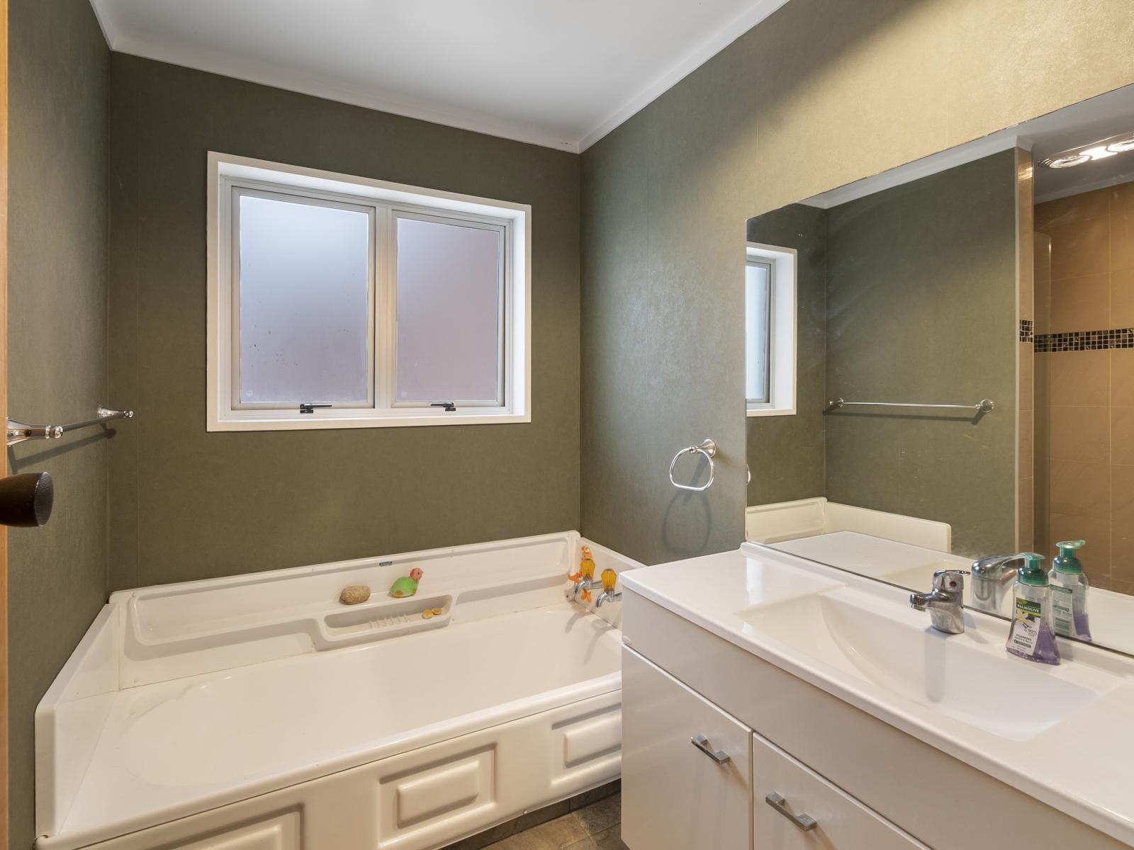 8 Dunk Place, Milson