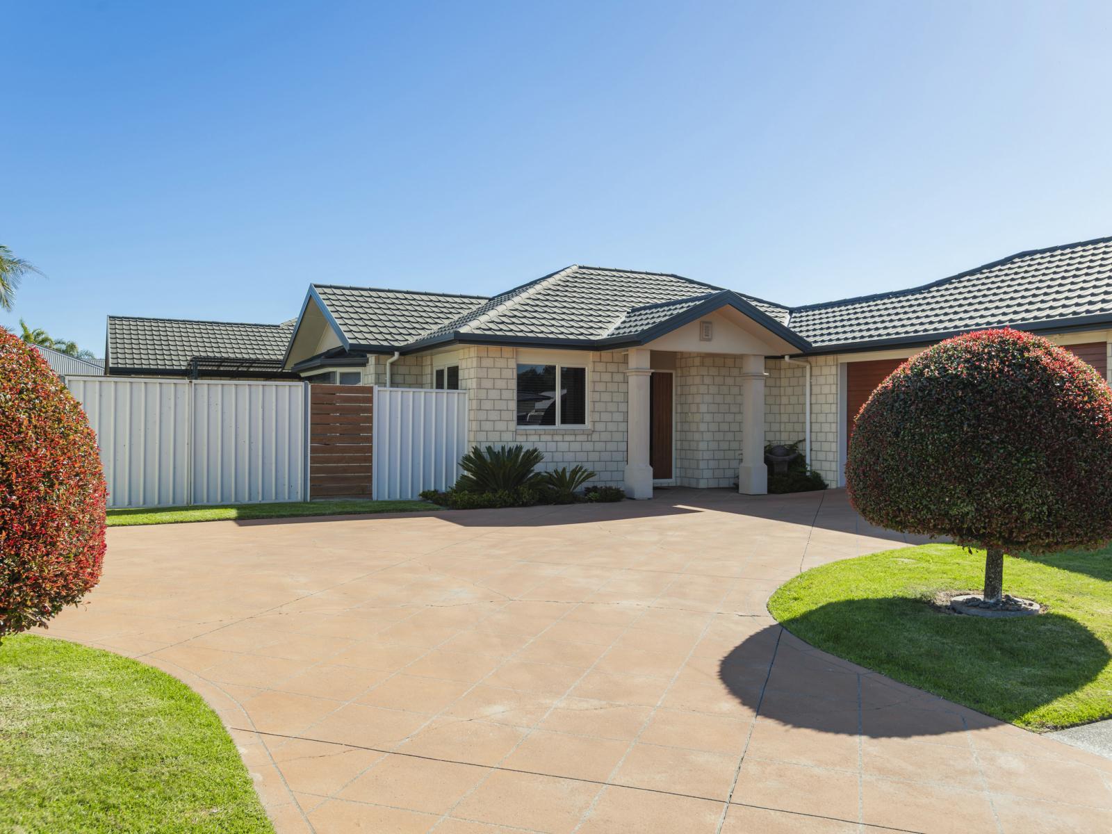 20 Margaret Place, Lytton West 
