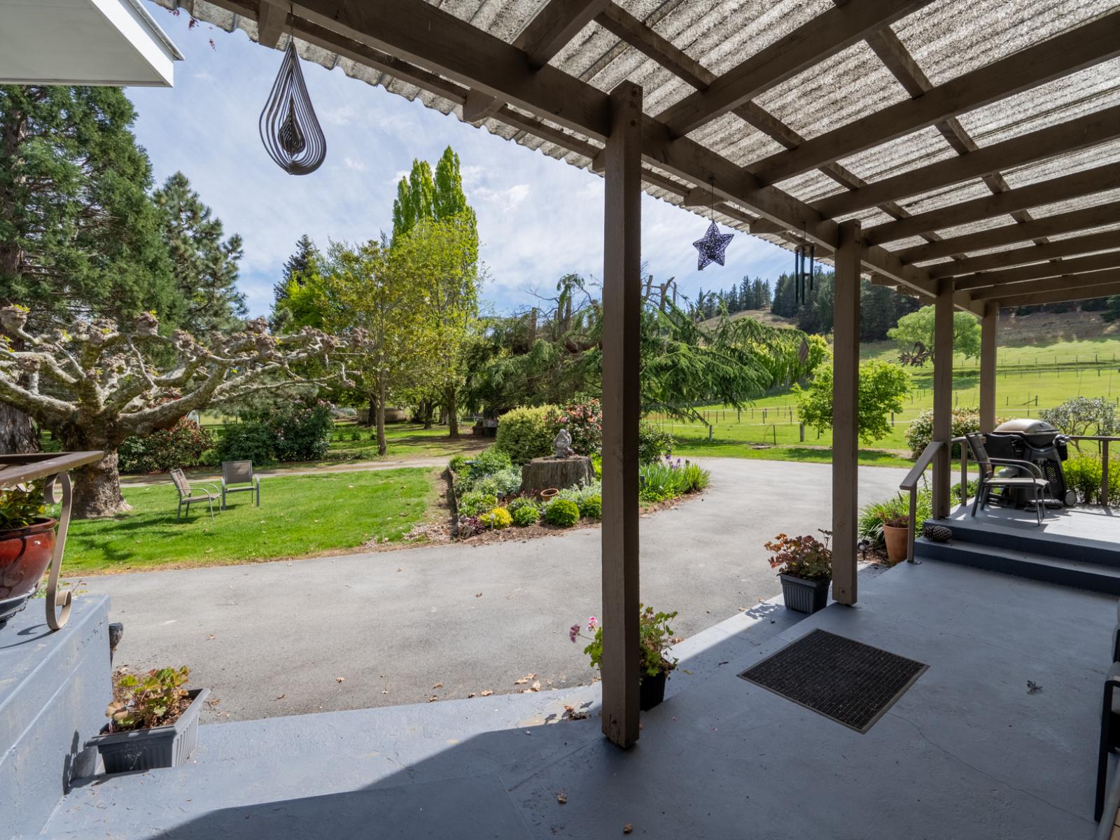 35 Hillview Road, Alexandra