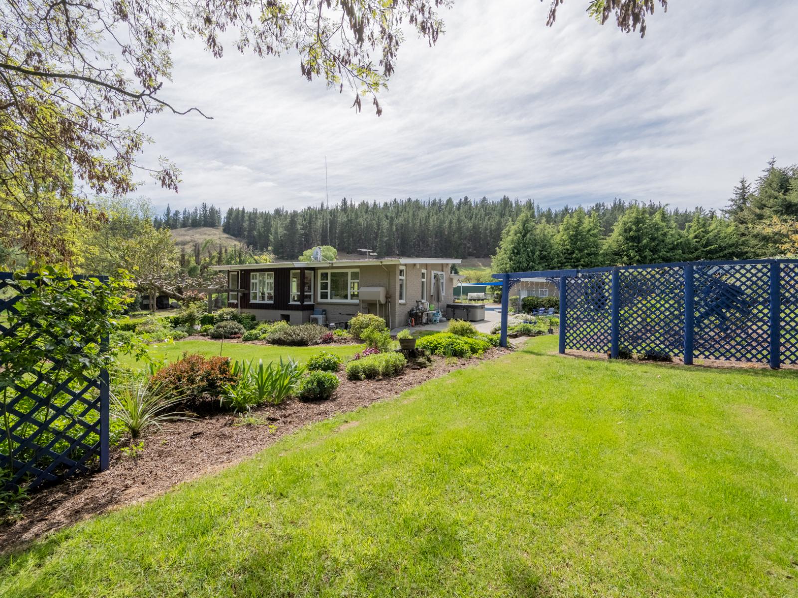 35 Hillview Road, Alexandra