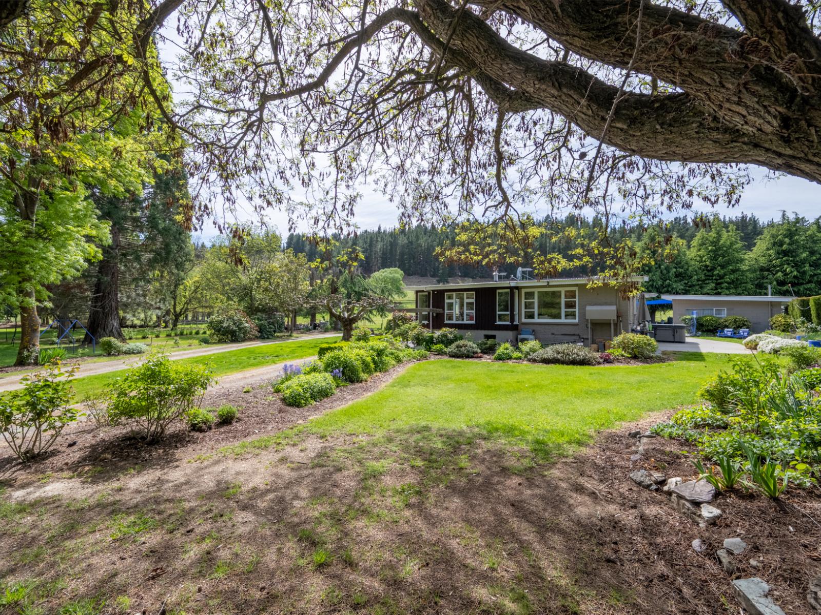 35 Hillview Road, Alexandra