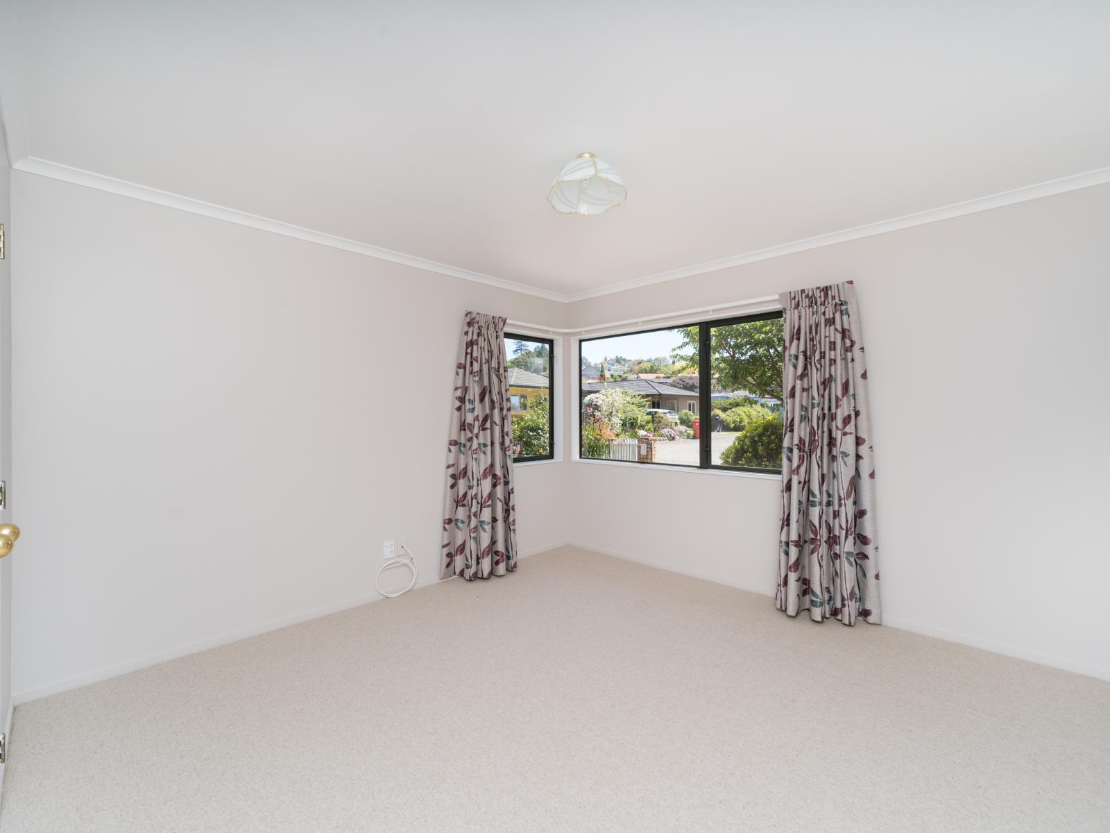 7 Saint Johns Close (off West Street), Feilding