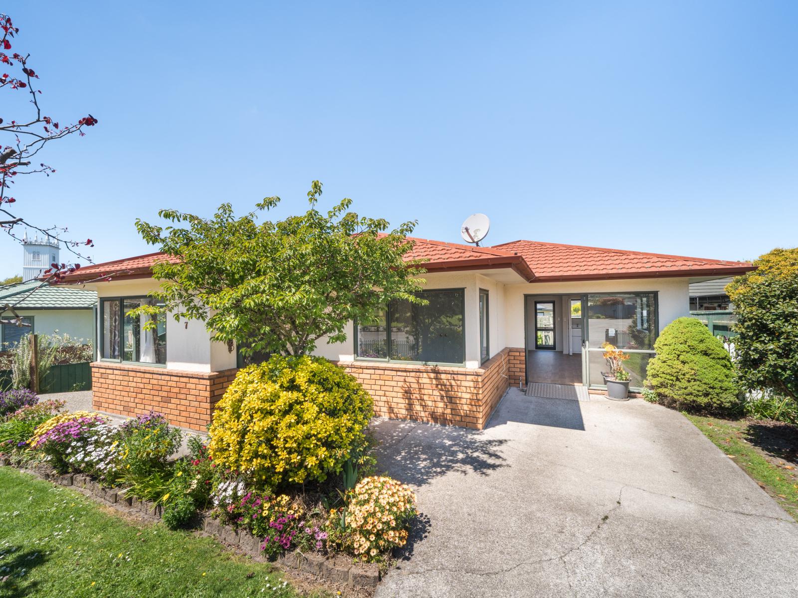 7 Saint Johns Close (off West Street), Feilding