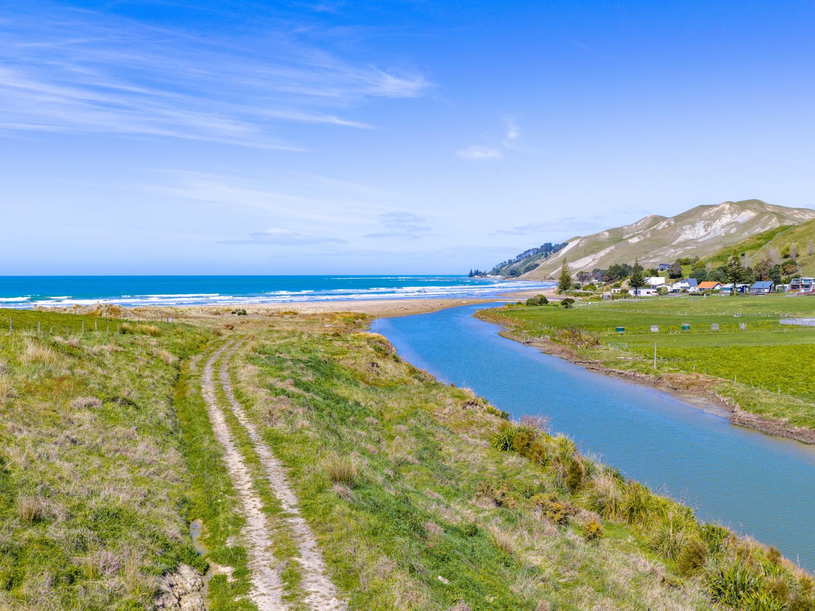 50 Punawaitai Road, Pourerere Beach