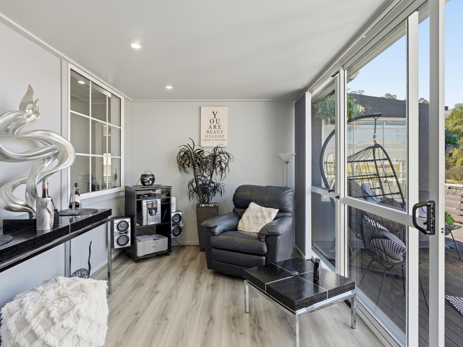 7 Colquhoun Street, Glenross