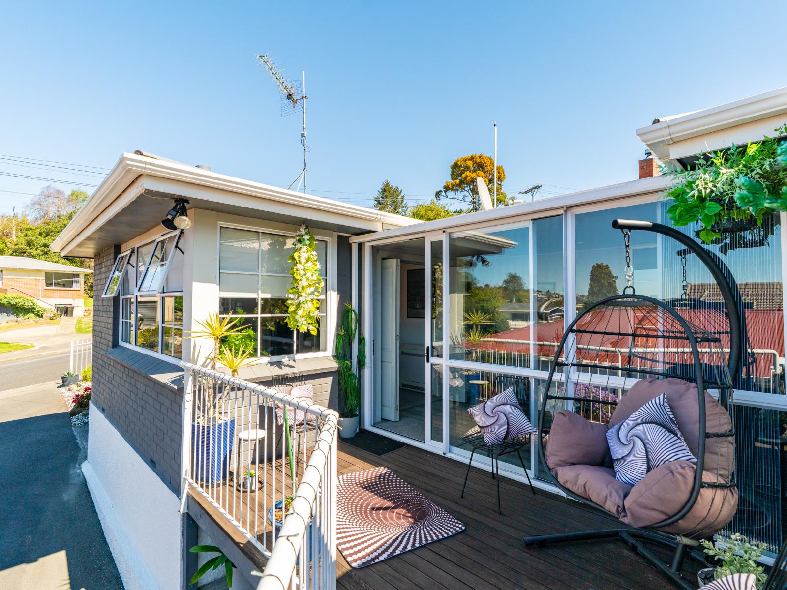 7 Colquhoun Street, Glenross