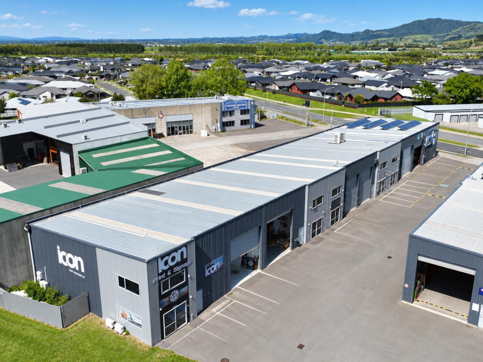 Unit 2, 57 Te Okuroa Drive, Papamoa
