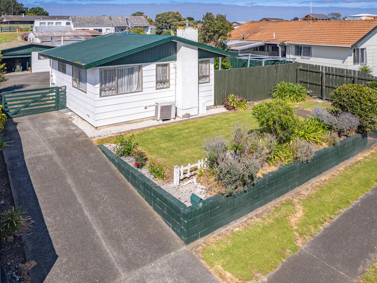 5 Karyn Street, Castlecliff