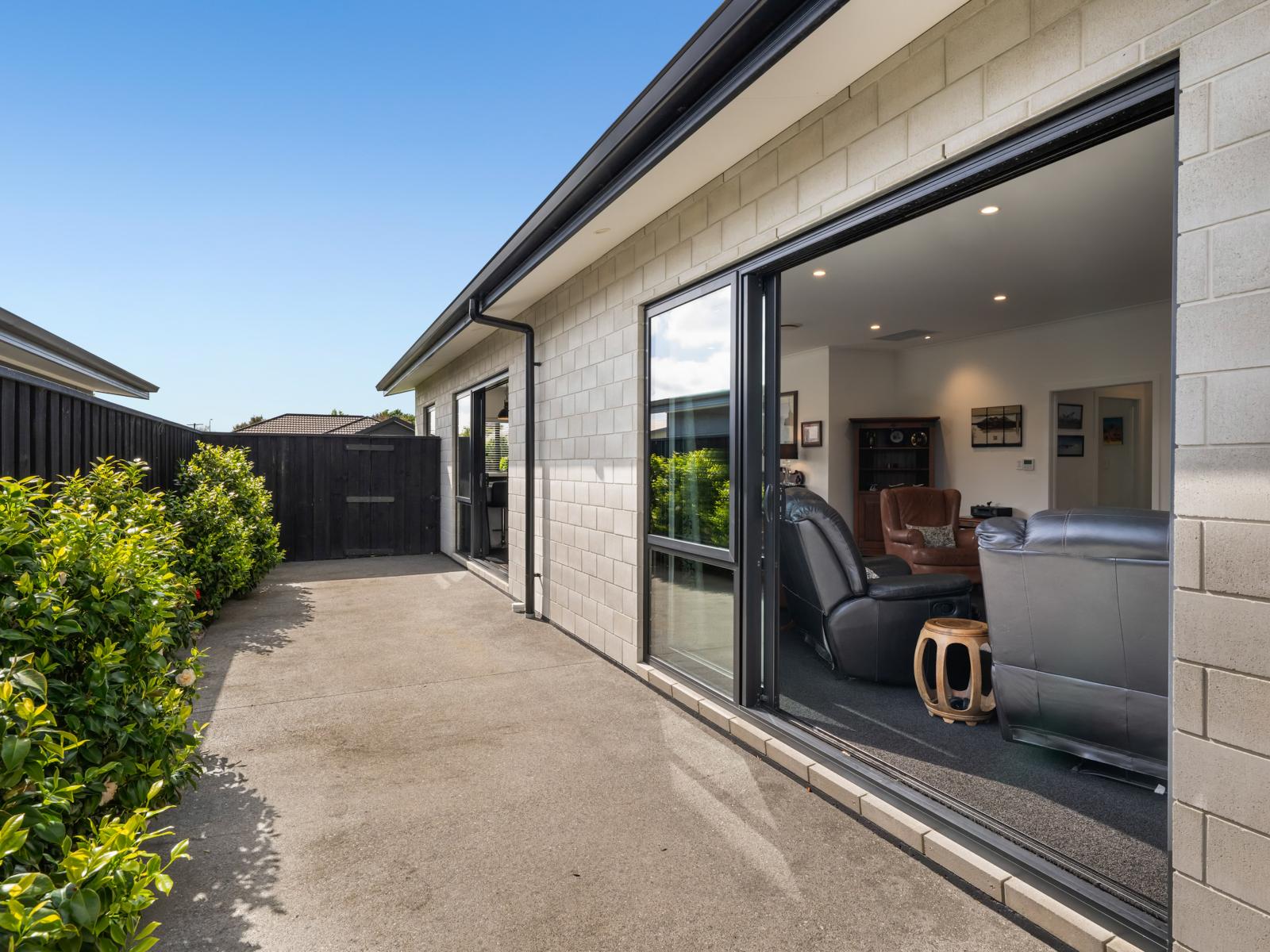 20 Corsair Crescent, Burleigh