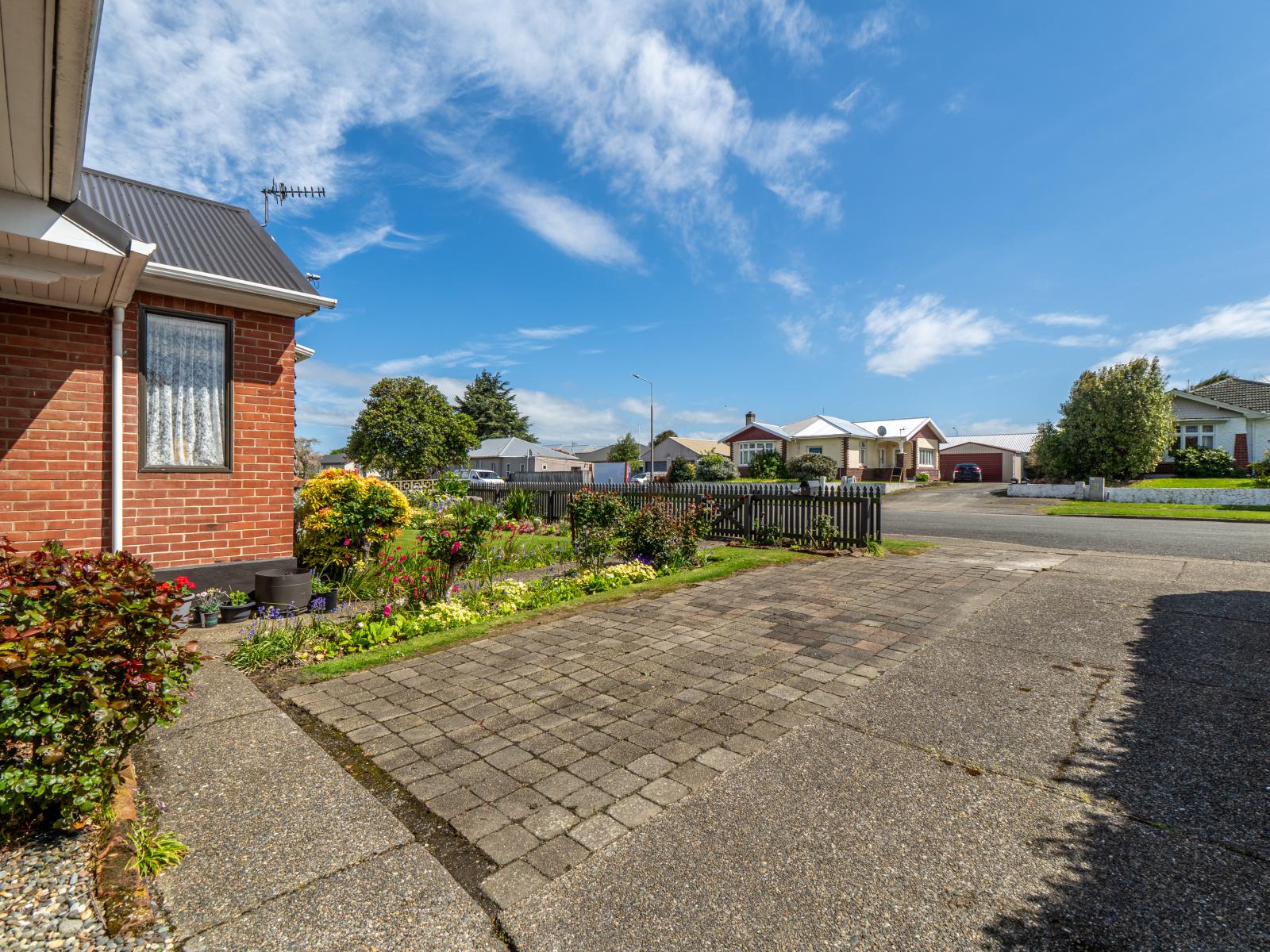 81 Islington Street, Turnbull Thomson Park