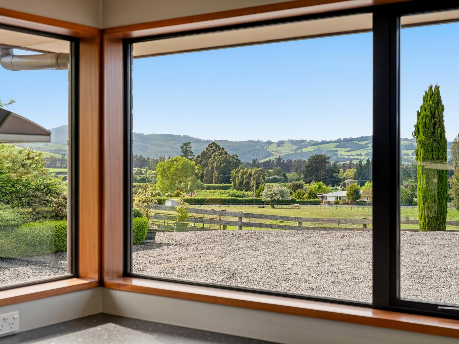 16 Tirohanga Road, North Taieri, Mosgiel