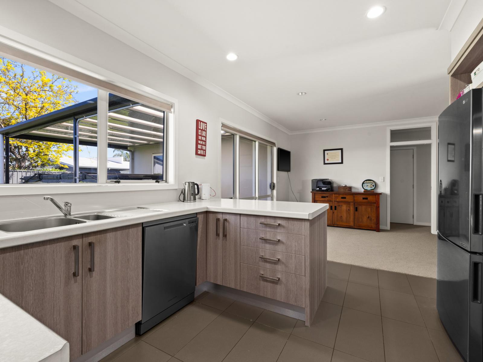 4 Waitaki Way, Poraiti