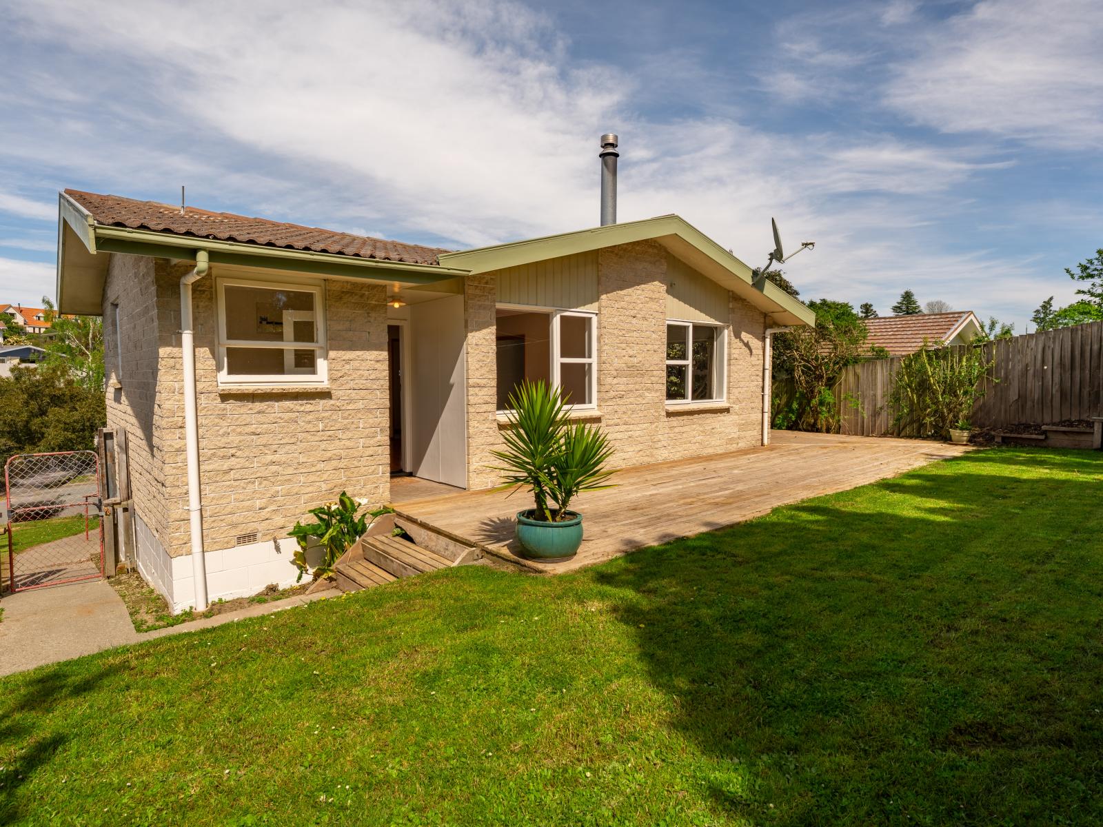 27 Benmore Street, Glenwood