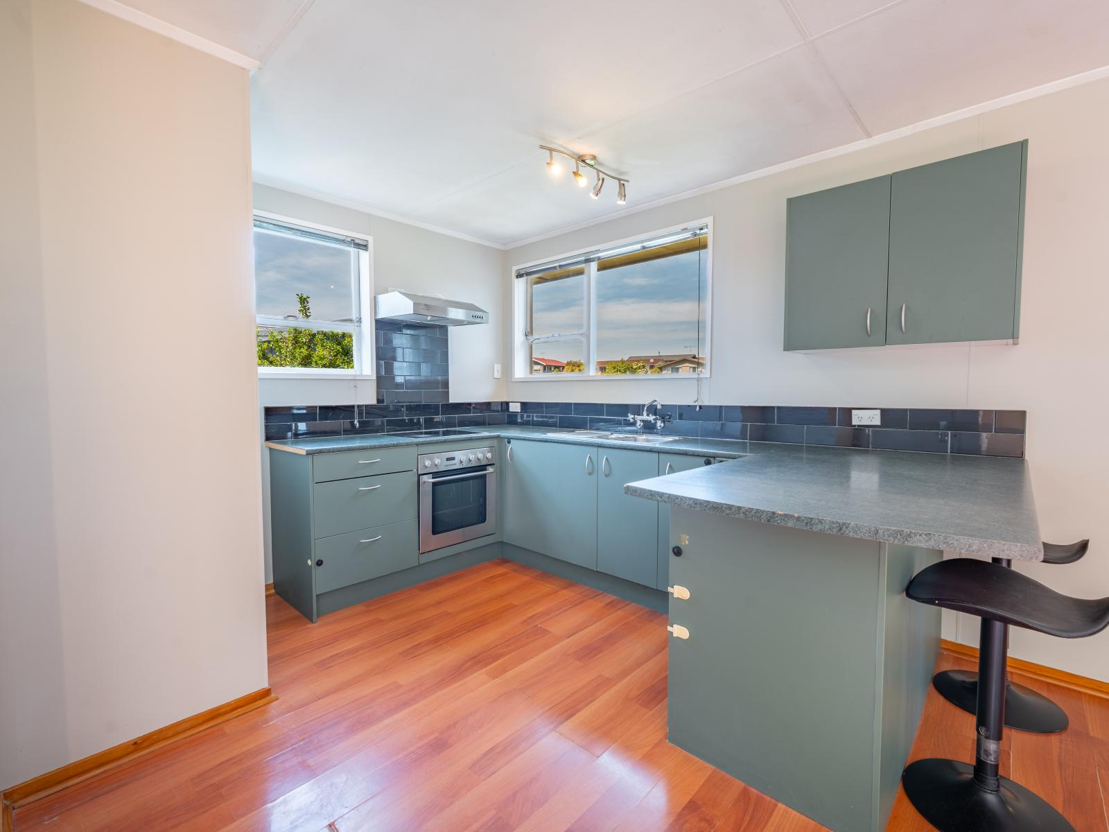 27 Benmore Street, Glenwood