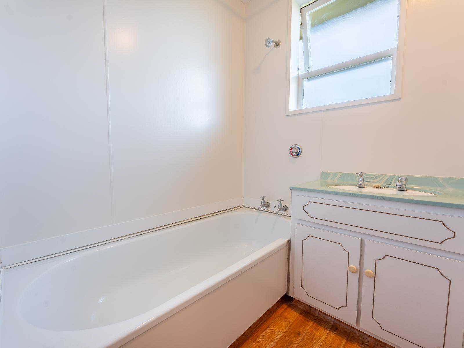 27 Benmore Street, Glenwood
