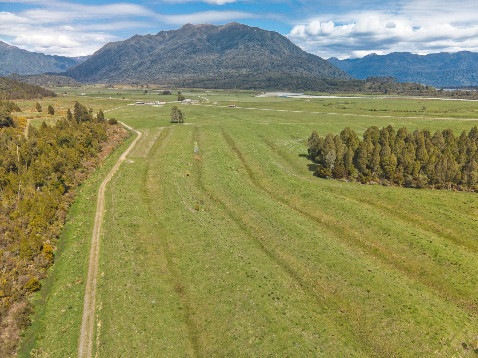 785 Lake Brunner Road, Moana
