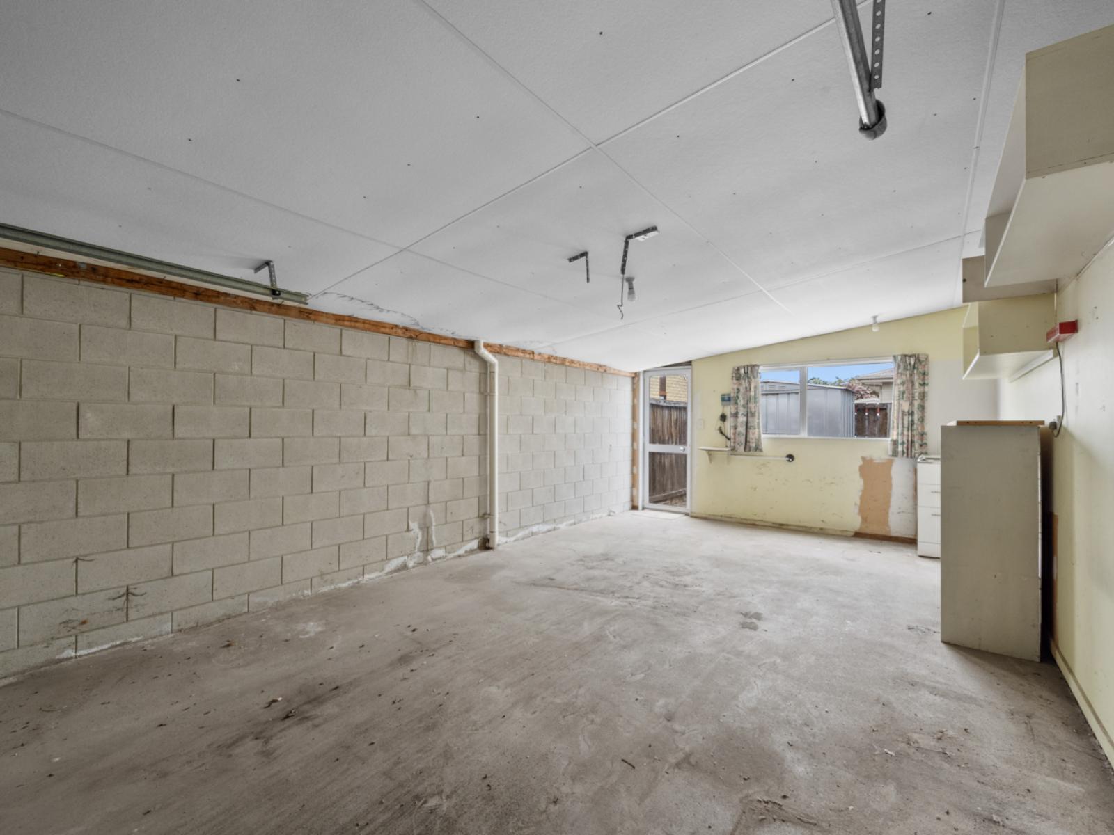 24 Fastnet Street, Alexandra