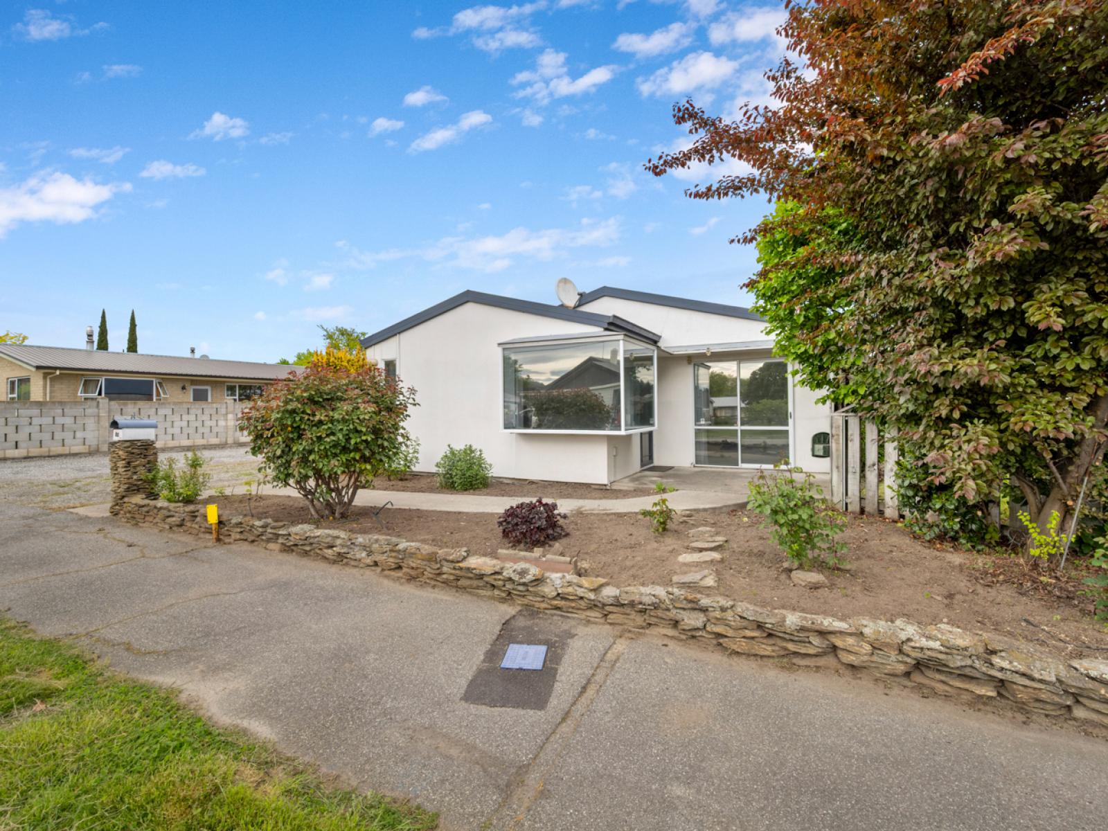 24 Fastnet Street, Alexandra