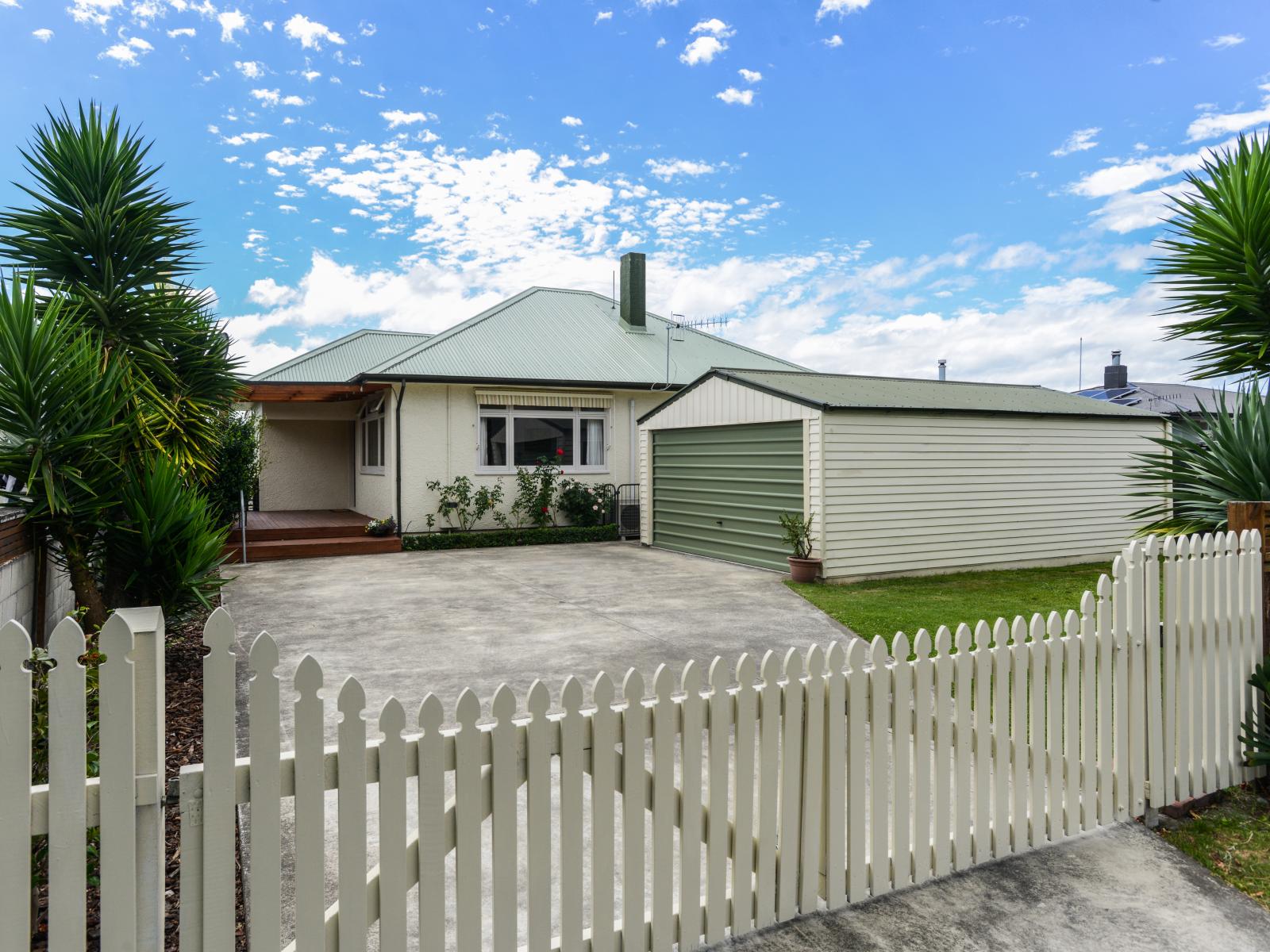 31 Avenue Road, Greenmeadows