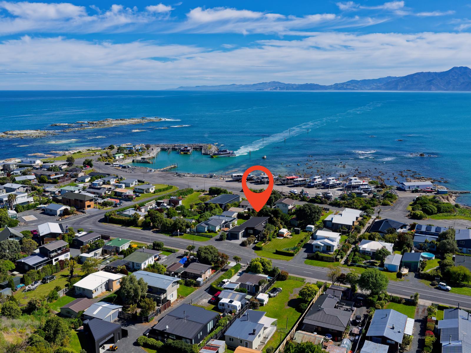 132 South Bay Parade, Kaikoura