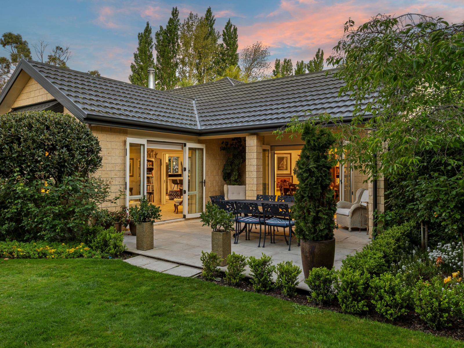 10 Newton Place, Amberley