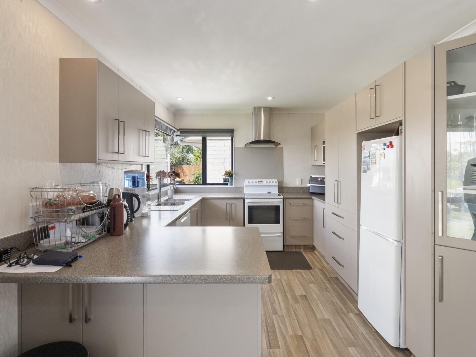 5 Lancewood Lane, Roslyn