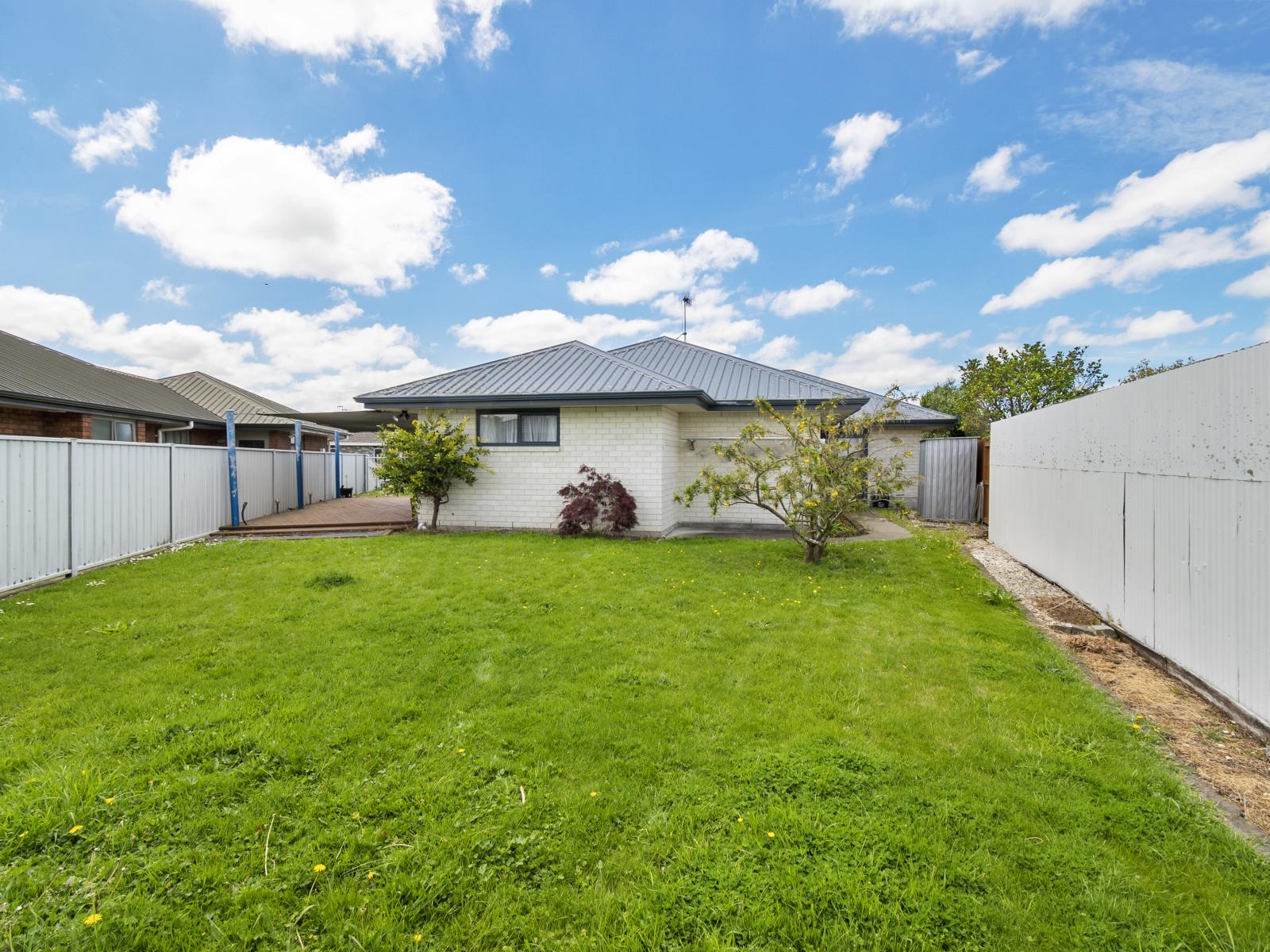 5 Lancewood Lane, Roslyn