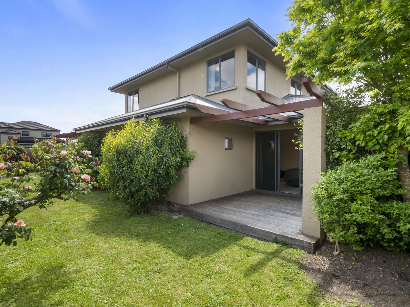 150 Park Road, West End