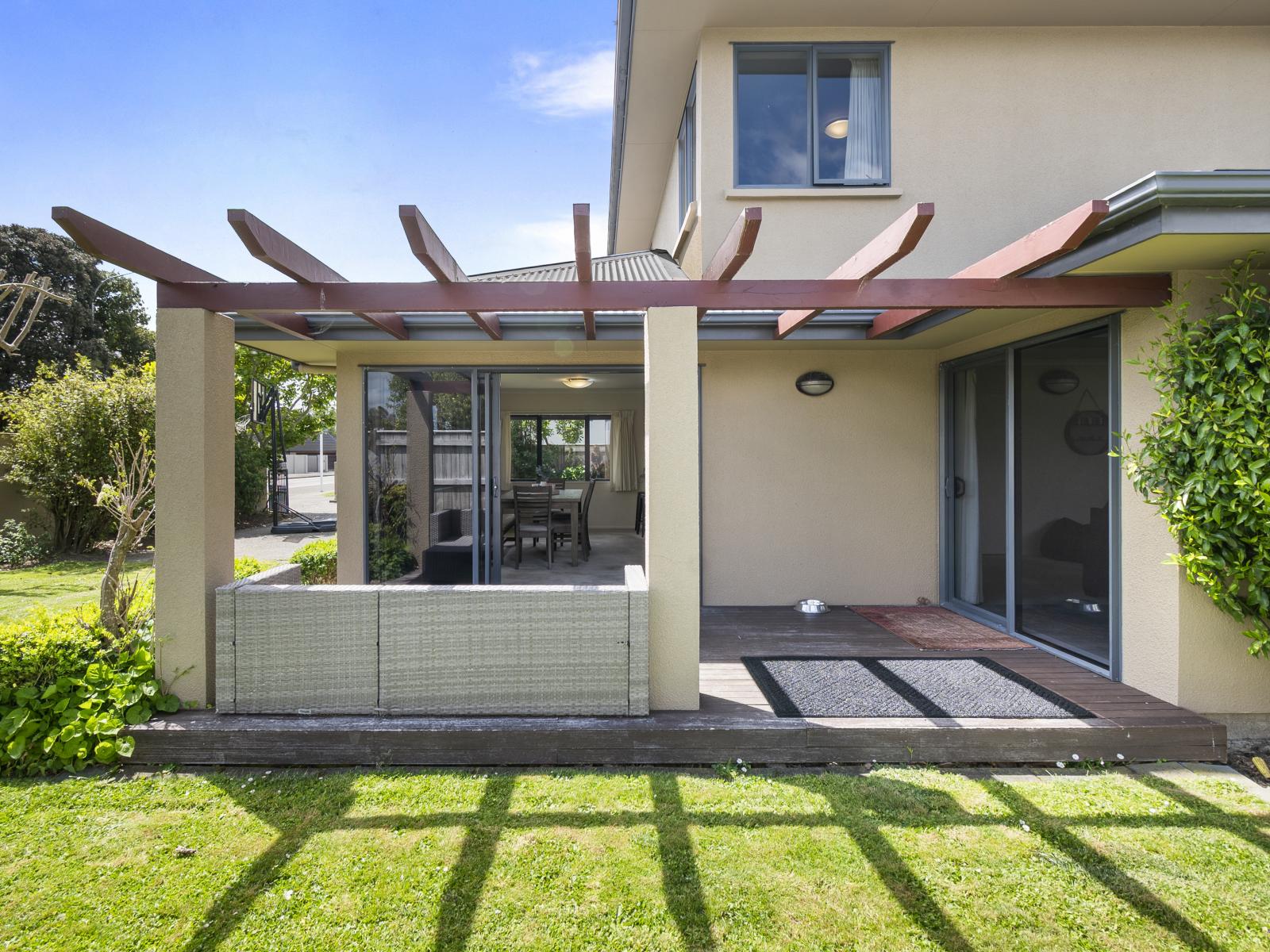 150 Park Road, West End