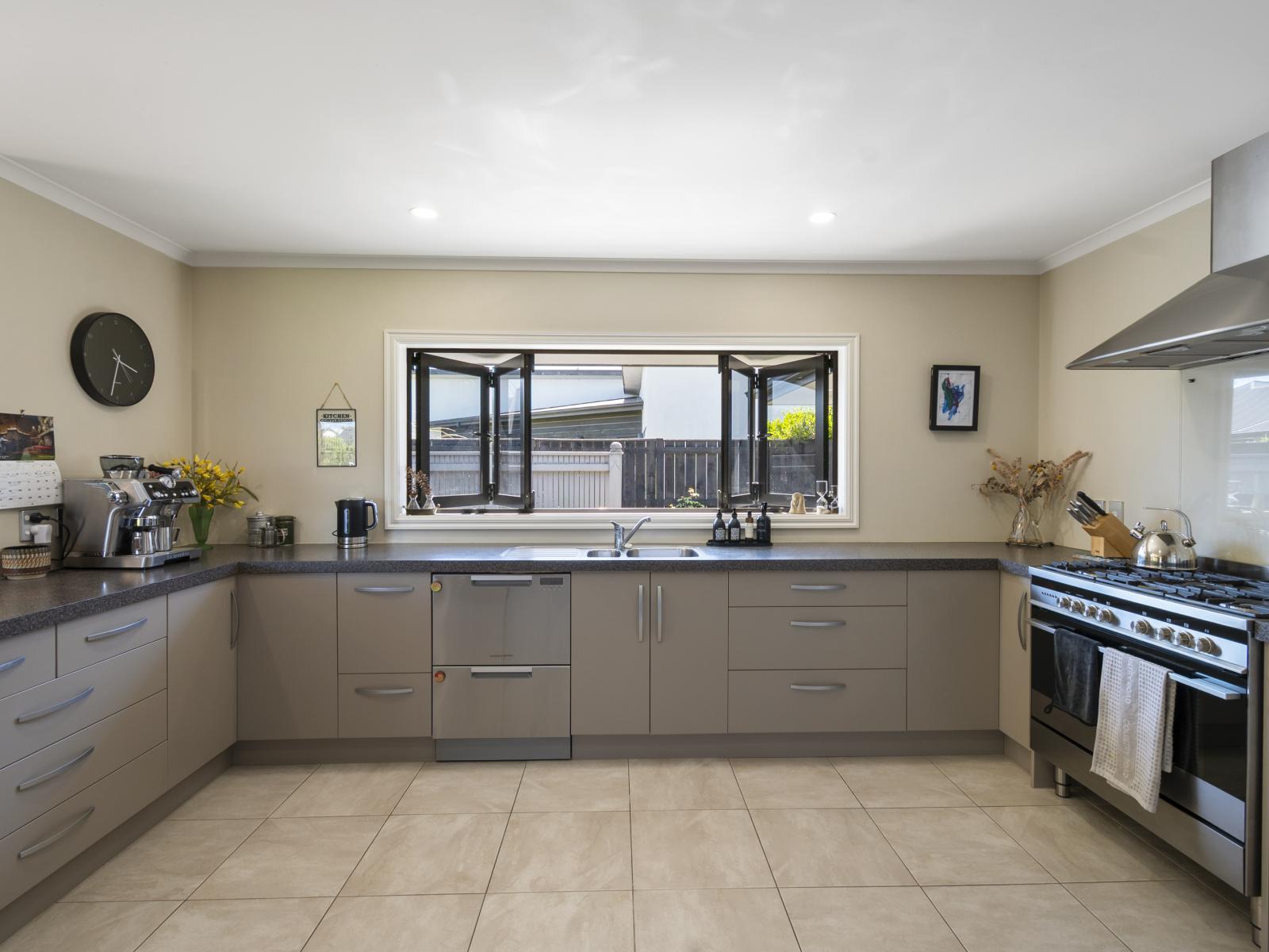 5 Rodeo Drive, Kelvin Grove