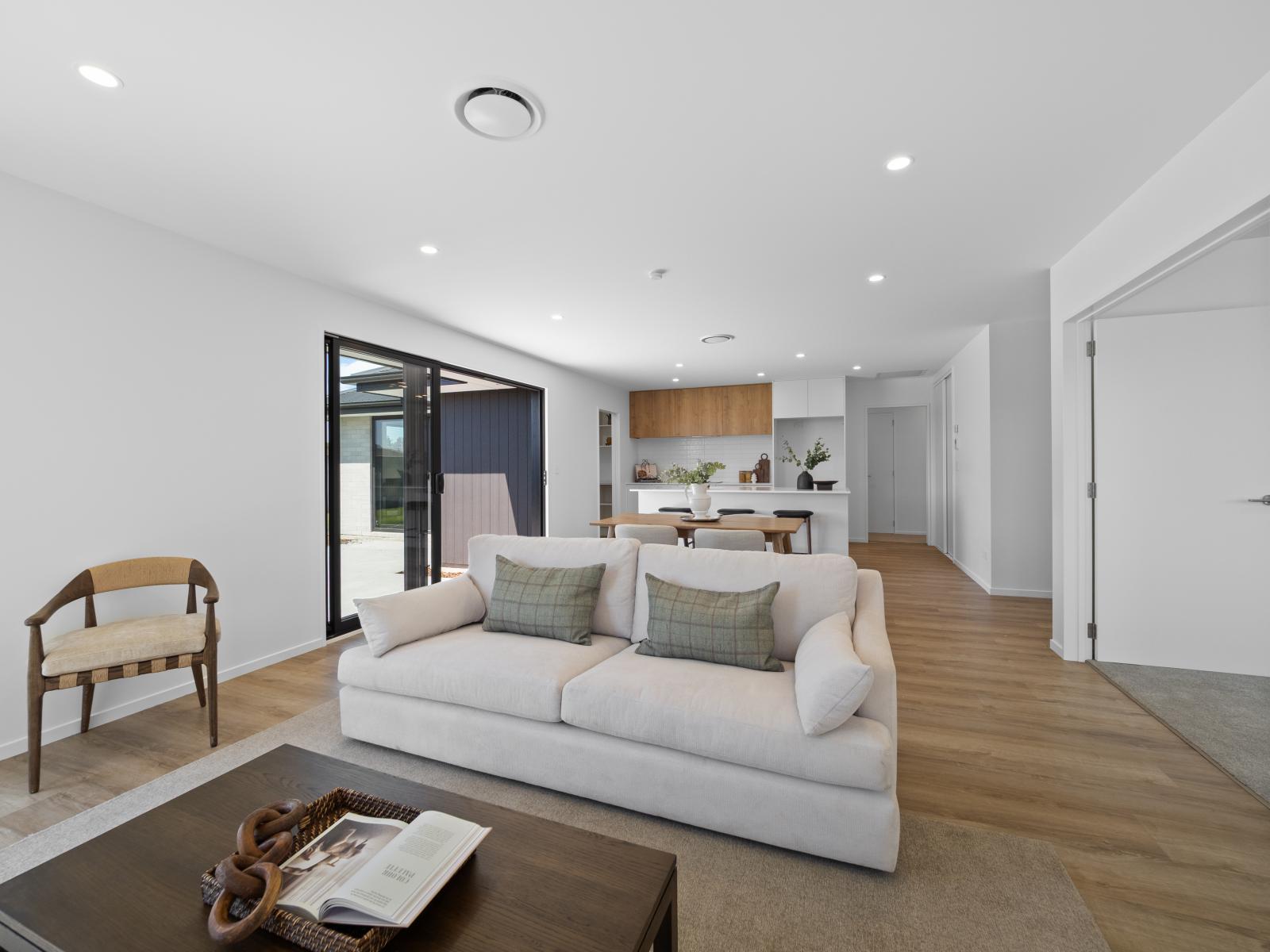 15 Orwell Way, Hampstead
