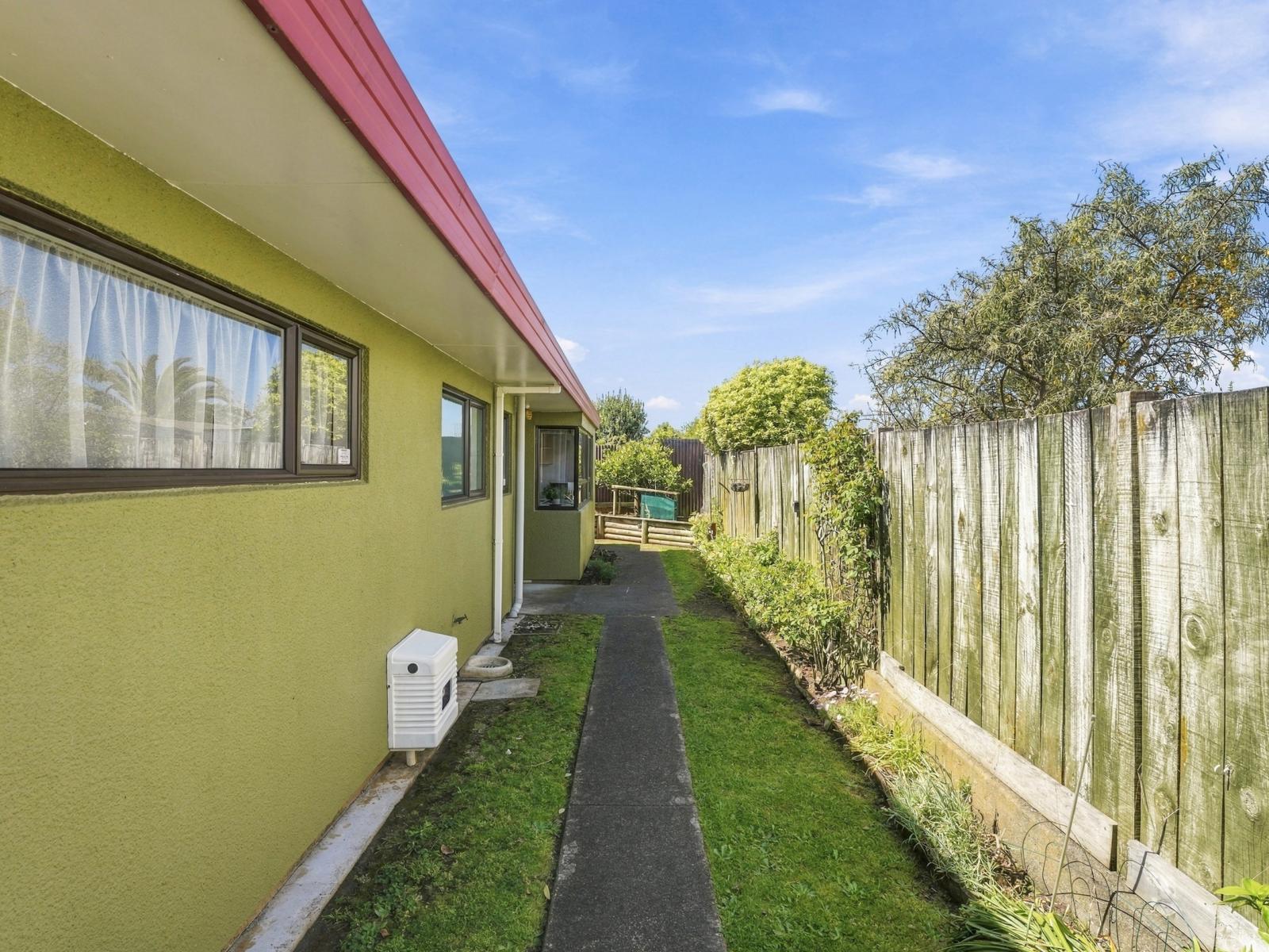 74B Surrey Road, Springvale