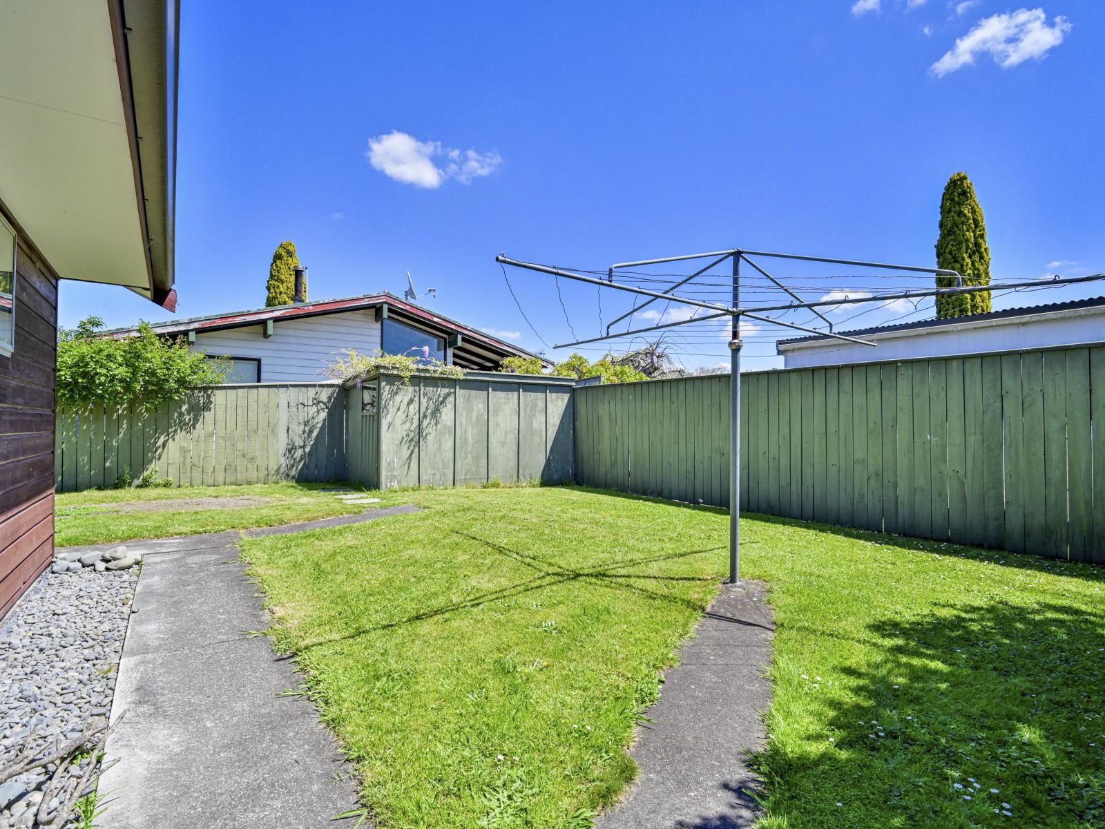 6 Grant Street, Havelock North