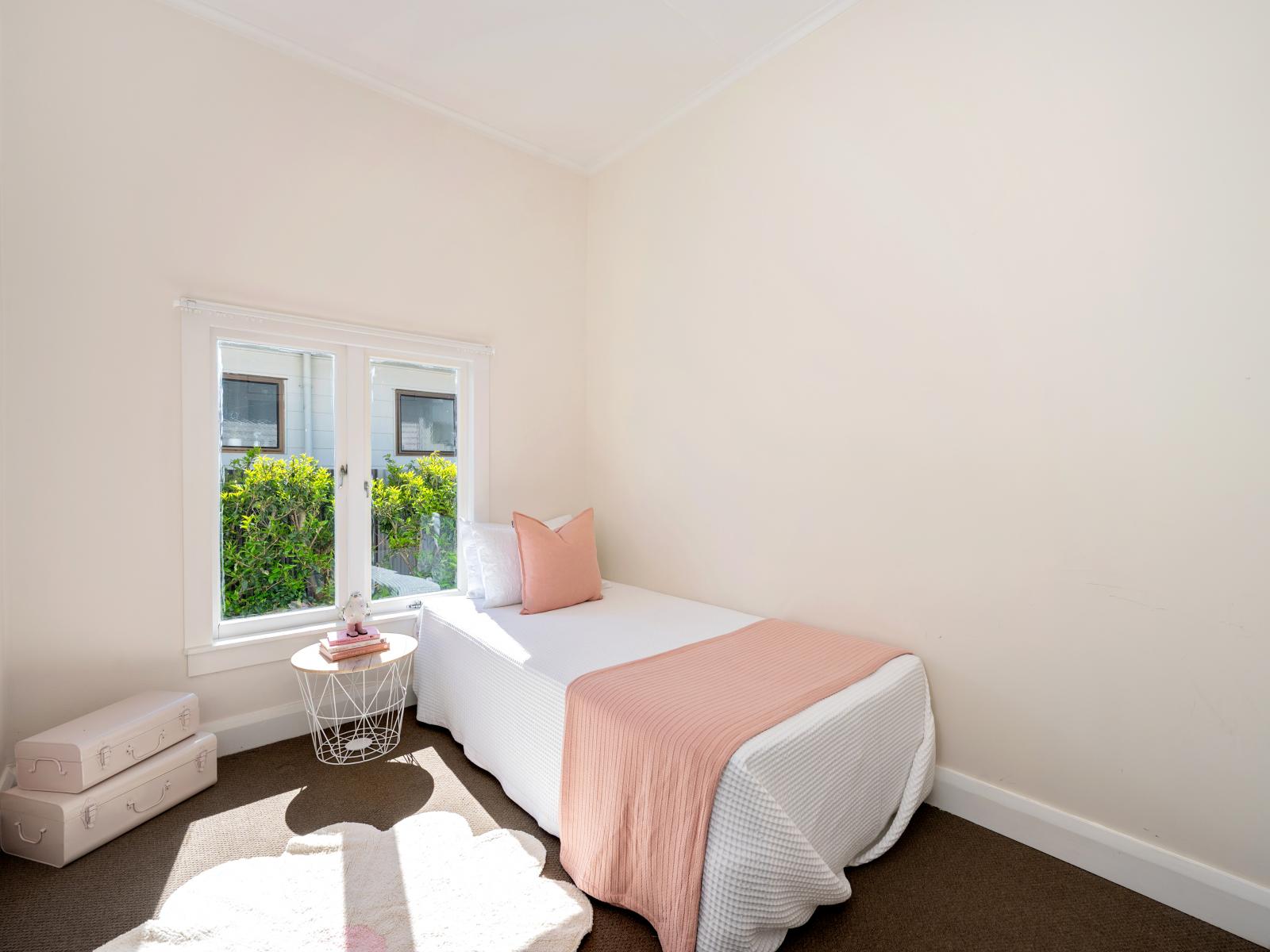 900 Albert Street, Parkvale