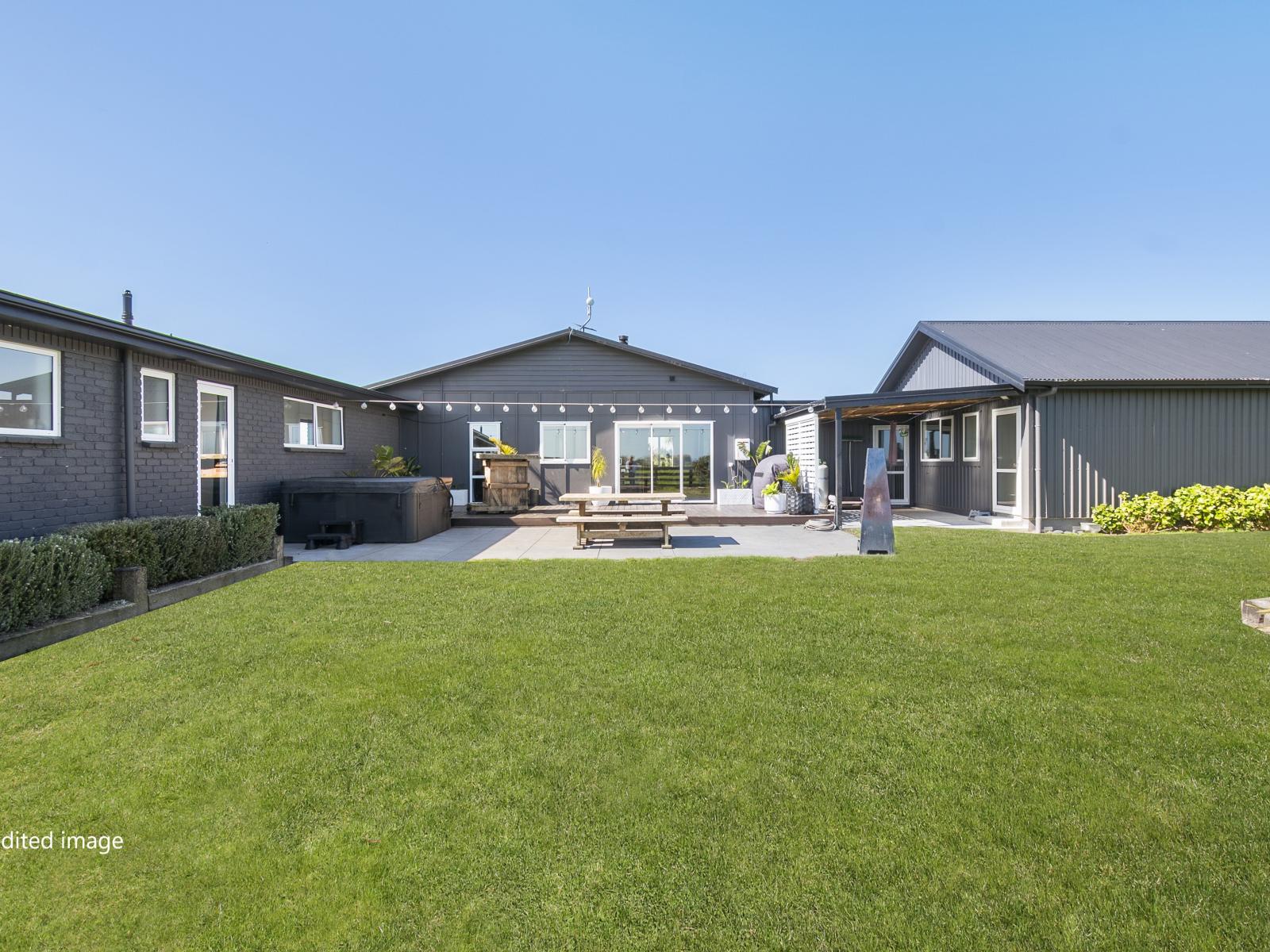 1259 Parewanui Road, Bulls