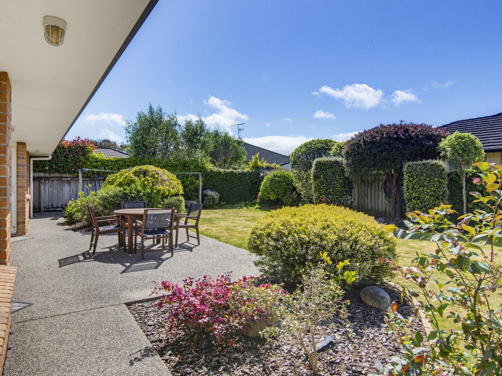 77 Weggery Drive, Waikanae Beach
