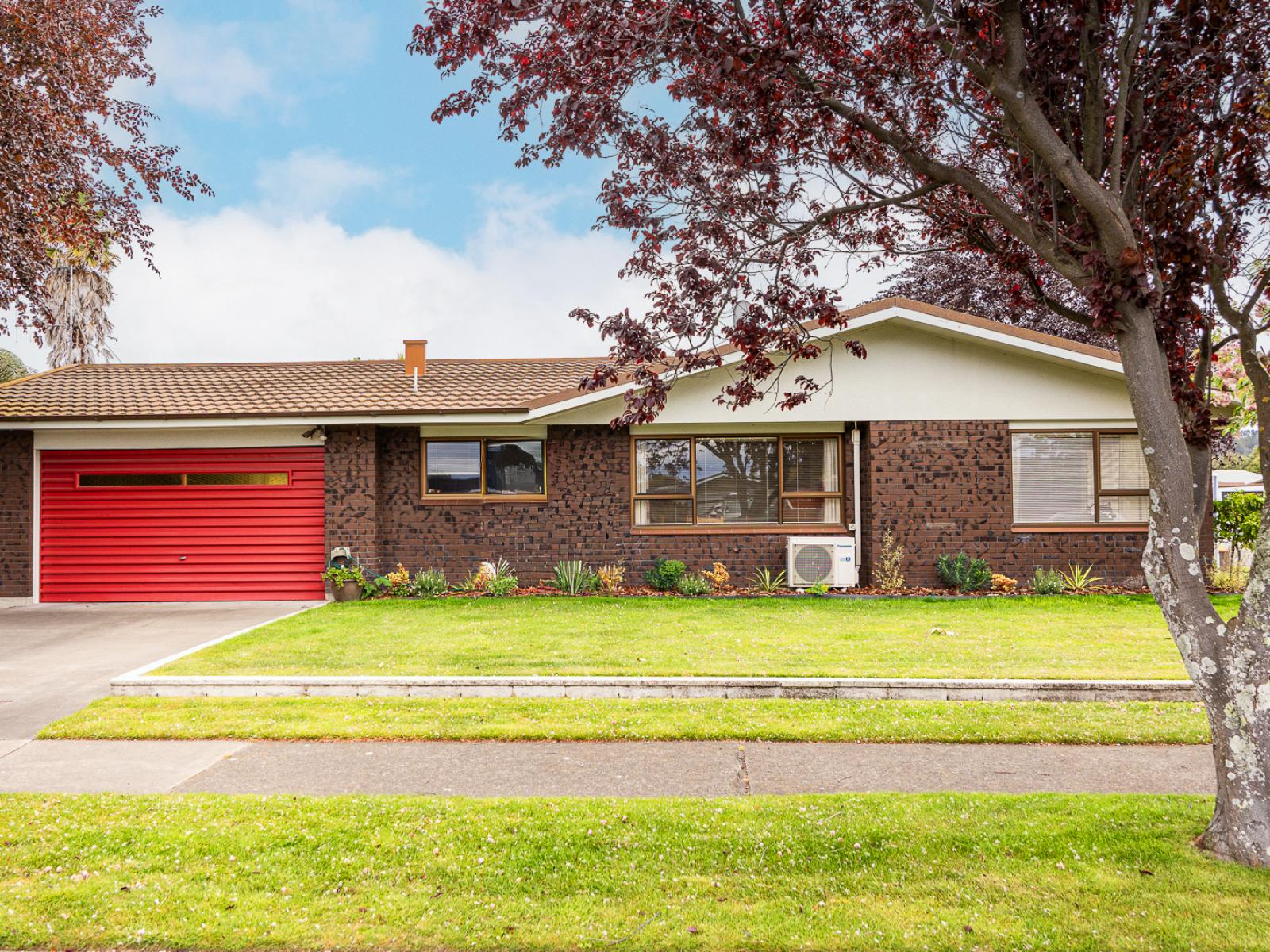 1 Neagle Place, Greenmeadows