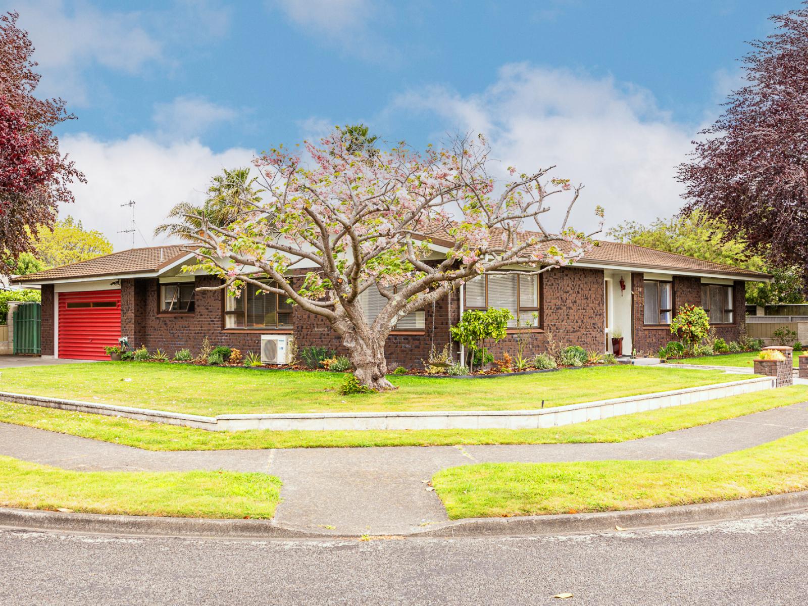1 Neagle Place, Greenmeadows